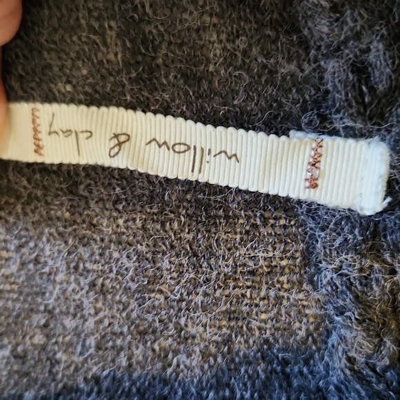 Cardigan/sweater by Willow & Clay - Picture 3 of 12